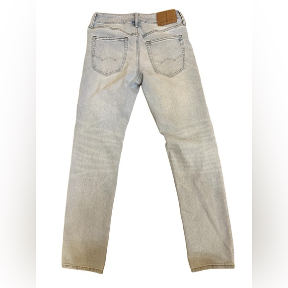 American Eagle airflex jeans. Size 28. - Picture 2 of 4